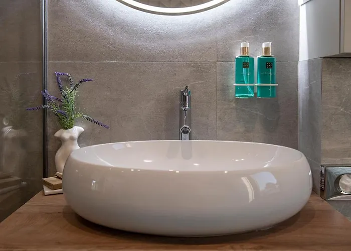 Luxury Mazza - Veronica