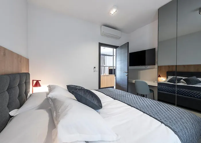 Luxury Mazza - Veronica Apartmán